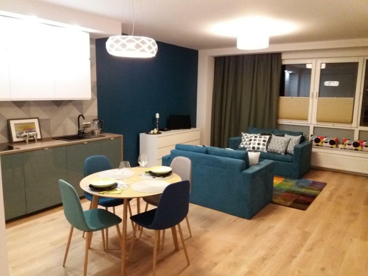 Apartament Pruszkow Luaran gambar